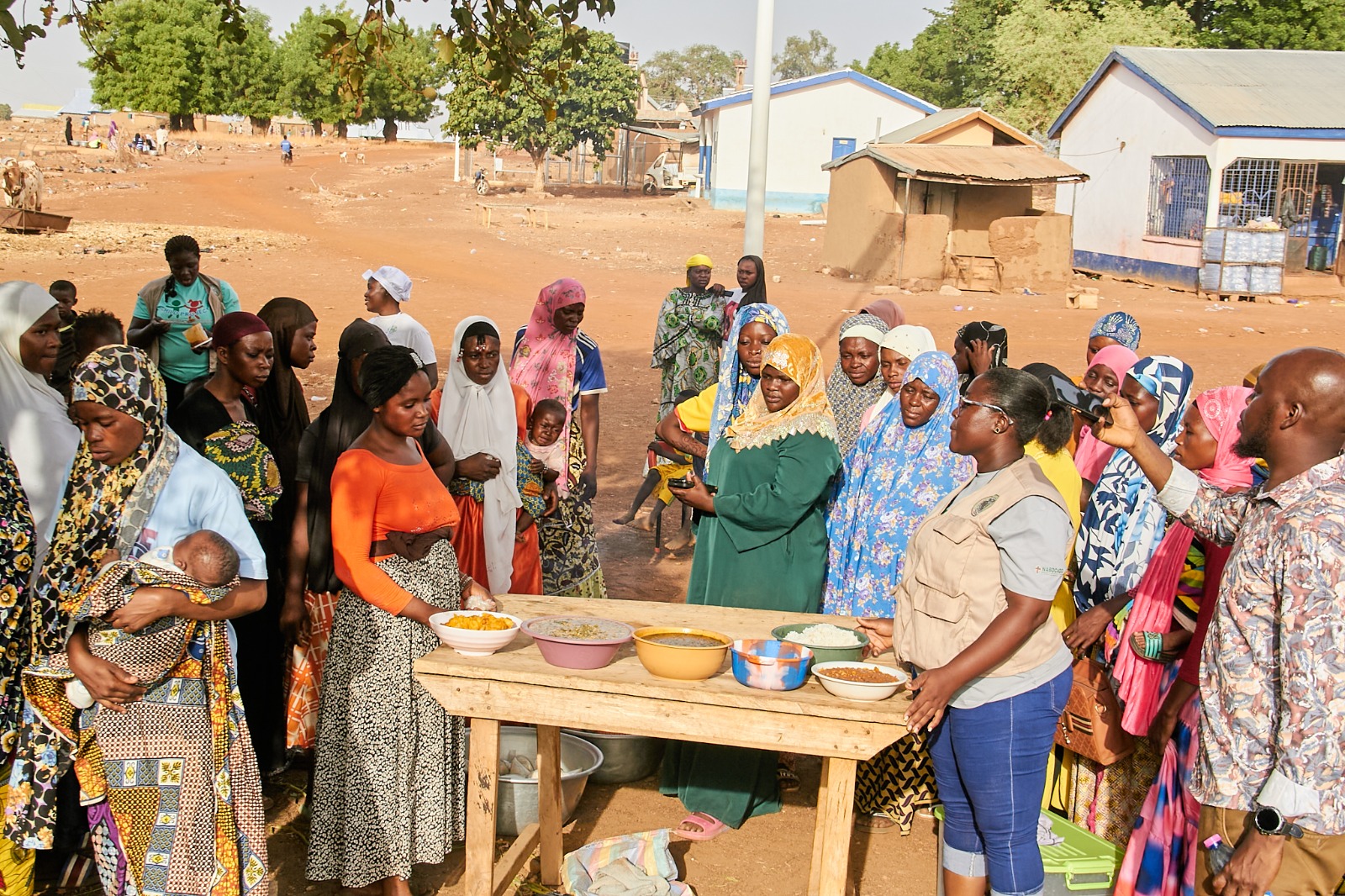 Cooking demonstration for women in gantiga 8