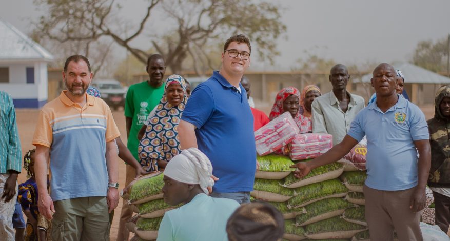 18-Year-Old American Youth Donates 25 Beds and Relief Items to Burkinabe Refugees at Tarikom