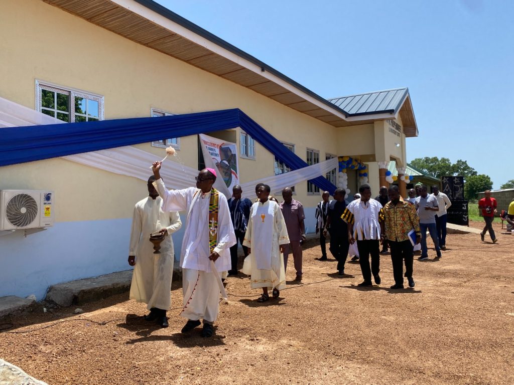 Bishop Agyenta Commissions New Child and Maternity Centre in Wiaga